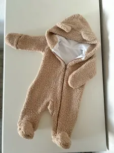 Дитячий комбінезон бежевий демісезонний ромпер Teddy 62р (1-3міс) Дитячий комбінезон бежевий демісезонний ромпер Teddy 62р (1-3міс)