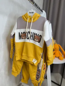 Дитячий костюм "Moschino з ведмедиком", гірчичний двунитка 5 років (110 розмір)